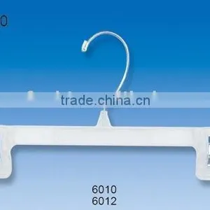 Hanger thumbnail-1