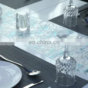China Manufacturer Simple Light Flower Bronzing Western Table Clothes thumbnail-3