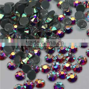 Top Quality Wholesale Light Green Flat Back Hotfix Rhinestones for Bags Saree Weddingdress thumbnail-5