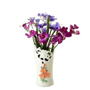 Chinese Gild Hand Made Hollow Out Modern Simple Creative Ceramic Vase For Shopping Mall Decor thumbnail-5