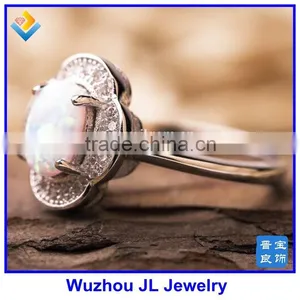 925 Silver Oval White Opal Ring Birthstone Ring thumbnail-2