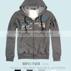 Pullover thumbnail-1