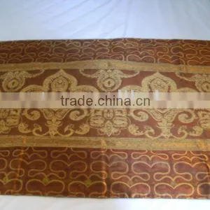 100% Polyester Hotel Cushion Cover and Bed Runner thumbnail-1