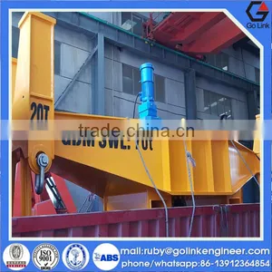 Widely Used ZPMC Quality Low Price 20 Feet and 40 Feet Automatic Rotating Electric Lifting Beam thumbnail-2