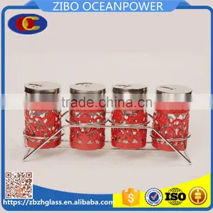S/4 Red Coat Glass Spice Jar Set in Stand thumbnail-1