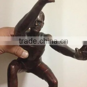 Lost Wax Method Casting Bronze Climbing Soldier Bronze Statue thumbnail-3