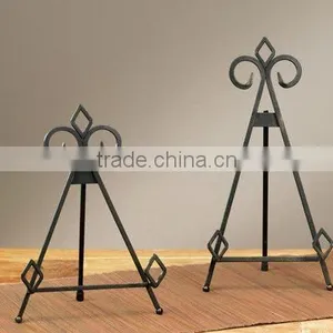 Wrought Iron Tabletop Easel thumbnail-1