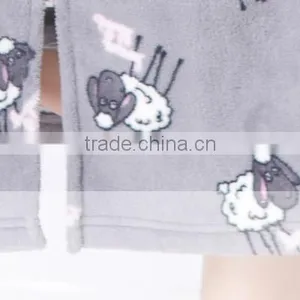 China Manufacturer 100% Polyester Bath Robe for Women Sleepwear thumbnail-6