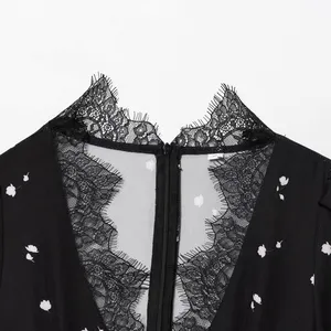 2025 New Fashionable Elegant Women's Dress With Lace Splice, V-Neck, and Puff Sleeves thumbnail-2