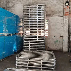 Custom-Sized Wood Surface Steel Pallet With Forklift Access Slots thumbnail-2