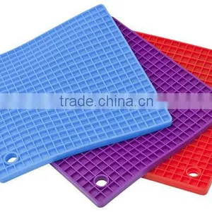 Various Colors Silicone Table Mat thumbnail-1