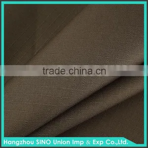 China Textile Two Times pu Coating 300d Oxford Waterproof Fabric for Umbrella With UV 50+ thumbnail-3