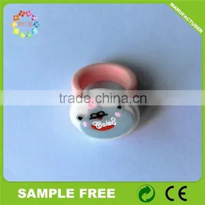 2014 Beautiful Girl'S Design Plastic Finger Custom Finger Rings thumbnail-2
