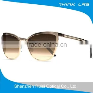 Customized Fashionable Women Metal Sunglasses Cat Eye Sunglasses in Gold thumbnail-1