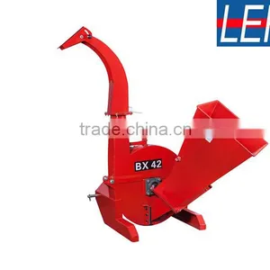 Tractior Mini Mobile Wood Chipper With Cheap Price thumbnail-3