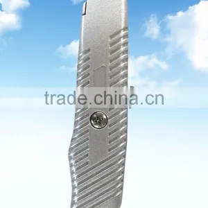High Quality 18mm Blade Metal Grip Utility Knife thumbnail-1