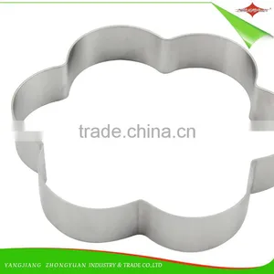 ZY-F1406 Good Quality Flower Style Stainless Steel Egg Ring Pancake Mold thumbnail-3