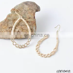 Lady Fashion Earring Hammered Gold Earring Minimalist Earings thumbnail-1