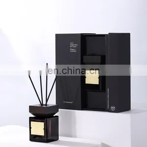 Luxury Hotel Customize Flameless Perfume Oil Fragrance Fiber Rattan Stick Glass Bottle Wood Lid Cover Reed Diffuser For Home thumbnail-1