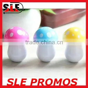 Cute Plastic Retractable Mushroom Shaped Ballpen thumbnail-1
