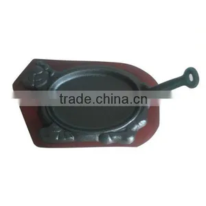 Cast Iron Fry Pan With Wood Base thumbnail-1