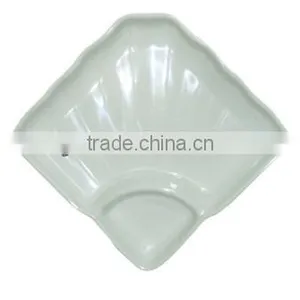 Fan Shaped Melamine Sushi Dish thumbnail-1