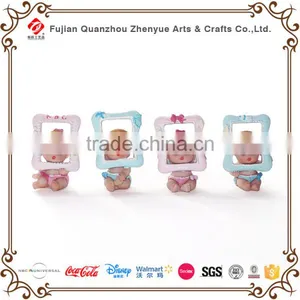 Polyresin Baby Sculpture With Chair Shoes Horse Photo Frame Leaf Holding Baby Figurine Resin Cute Baby Statue thumbnail-4
