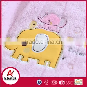 Promotion Sale Cute Embroidered Knitted Coral Fleece Baby Blanket thumbnail-2