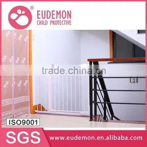 High Quality Metal Baby Safety Gate thumbnail-4