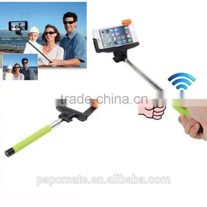 New Selfie Stick Monopad Selfie Stick Extendable InBuilt Bluetooth Remote Wireless Shutter thumbnail-5