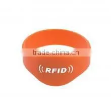 Waterproorf Silicone RFID Wristband thumbnail-2