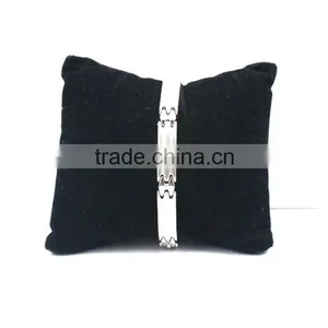 China Manufacturer Stainless Steel Fashion Bracelet Wholesale thumbnail-1