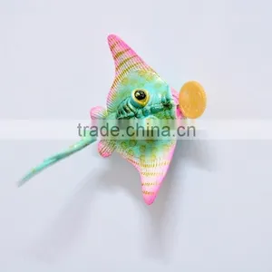 5 Inch Glitter Surface Butterfish Eat Dollars Little Fish 3d Plastic Fridge Magnet thumbnail-2