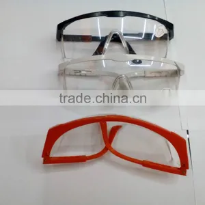 Wokers Safety Glasess thumbnail-3