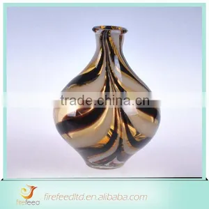 China Wholesale High Quality Red And White Hookahs Vases thumbnail-1