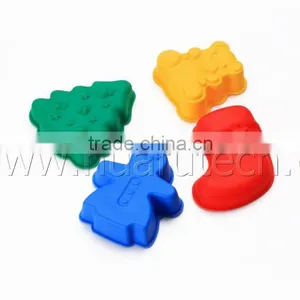 Christmas Animal Bakeware Silicone Cake Mold Set thumbnail-1
