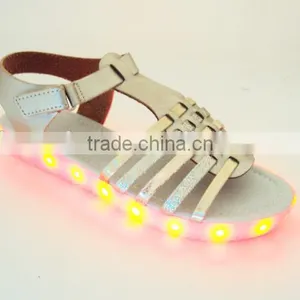 New 2016 Light Up LED Fashion Sandals for Girls Quality Choice thumbnail-3