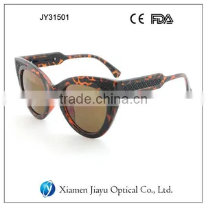 New Design High Quality Controlled Woman Polarized Sunglasses thumbnail-1