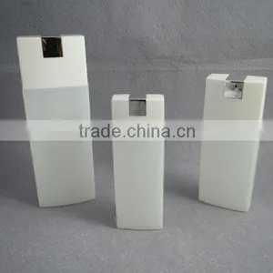 Hot Selling Cosmetic Lotion Bottles With Decorative Sheet thumbnail-1