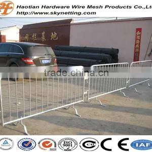 1.5"(38mmOD) Frame Pipe 1.1m Highx2.15m Wide Hot Dipped Galvanized Steel Metal Traffic Safety and Crowd Control Barrier thumbnail-2