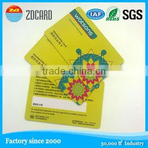 Custom Size Glossy Laminated Spot UV Pvc Card thumbnail-4