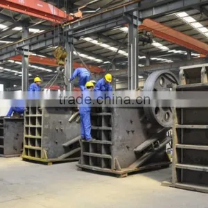 Large Capacity High Wear Resisting Material Stone Crusher Machine Price thumbnail-4