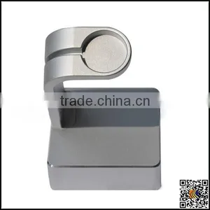 2015 Hot Aluminum Charging Stand, Charging Holder for Apple Watch thumbnail-4