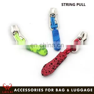 Custom Decorative Fancy Handbag Zipper Pulls for Bag Accessories thumbnail-1