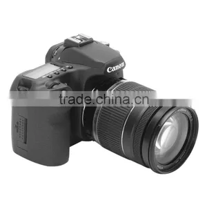 Canon EOS 60D With 18-200mm IS Kit + 16GB + Bat thumbnail-1