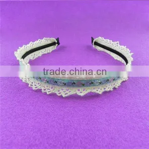 Acrylic Hair Clip E-1562 Cuticle Intact Hair Clip in thumbnail-1