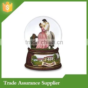2015 New on China Resin Arts & Crafts Resin Snowglobe thumbnail-1