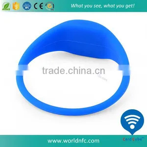 Programmable Silicone RFID Wristband thumbnail-2