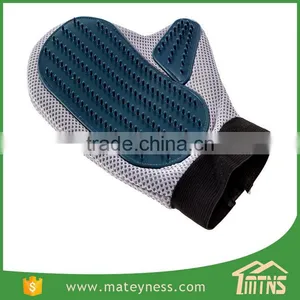 Dog & Cat Pet Grooming Glove thumbnail-1