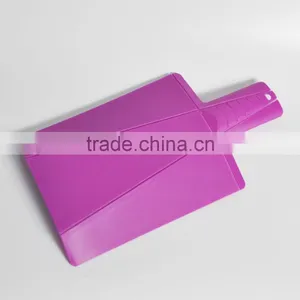 Factory Direct Plastic Folding Chopping Board With Customized Color thumbnail-2